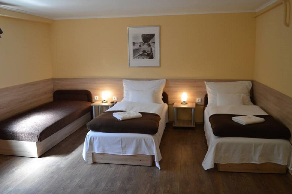 Muskatli Panzio Bed & Breakfast Gyor Exterior photo